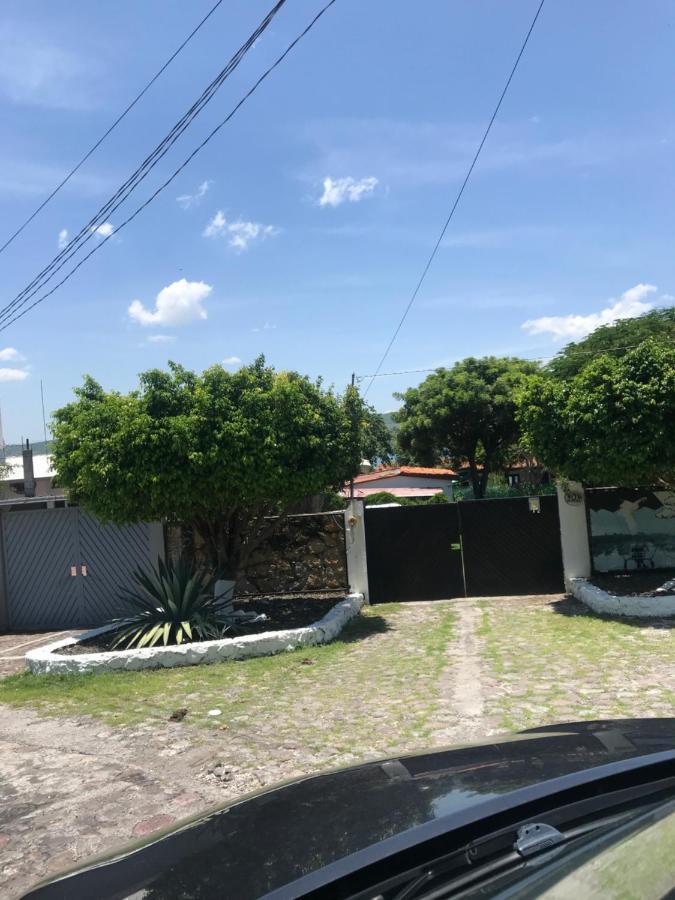 La Casa De Los Globos Tequesquitengo Exterior photo